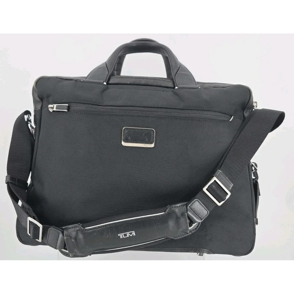 TUMI‎ ARRIVE Black Leather/Nylon Sawyer Briefcase $795 Msrp - Very Nice